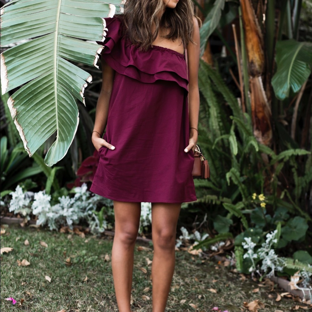 Sincerely Jules Everly One-Shoulder Dress